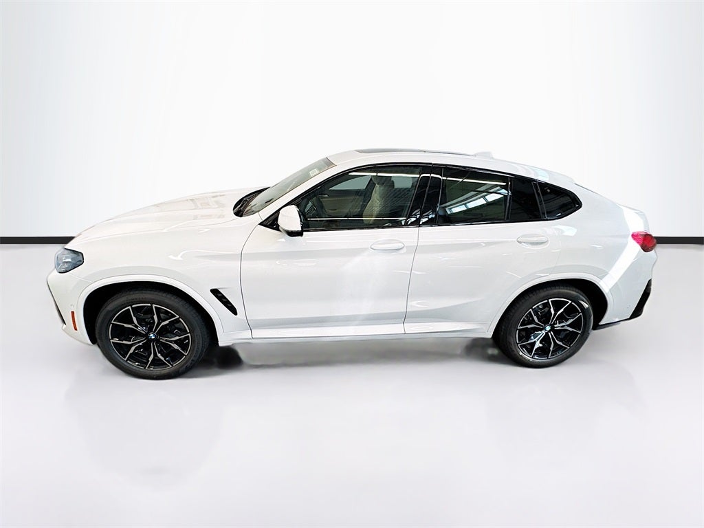2025 BMW X4 xDrive30i