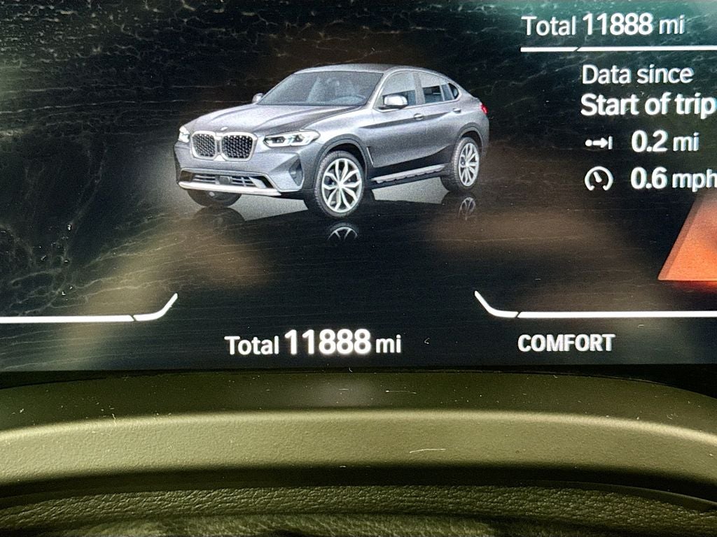 2025 BMW X4 xDrive30i