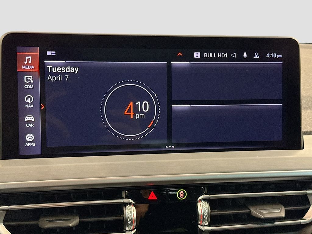 2025 BMW X4 xDrive30i