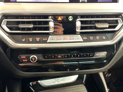 2025 BMW X4 xDrive30i