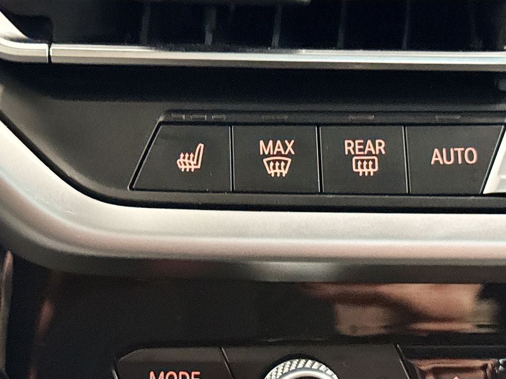 2025 BMW X4 xDrive30i