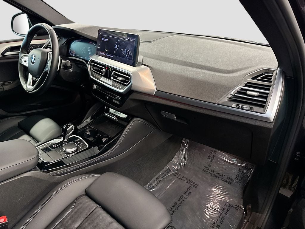 2025 BMW X4 xDrive30i