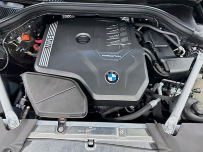 2025 BMW X4 xDrive30i