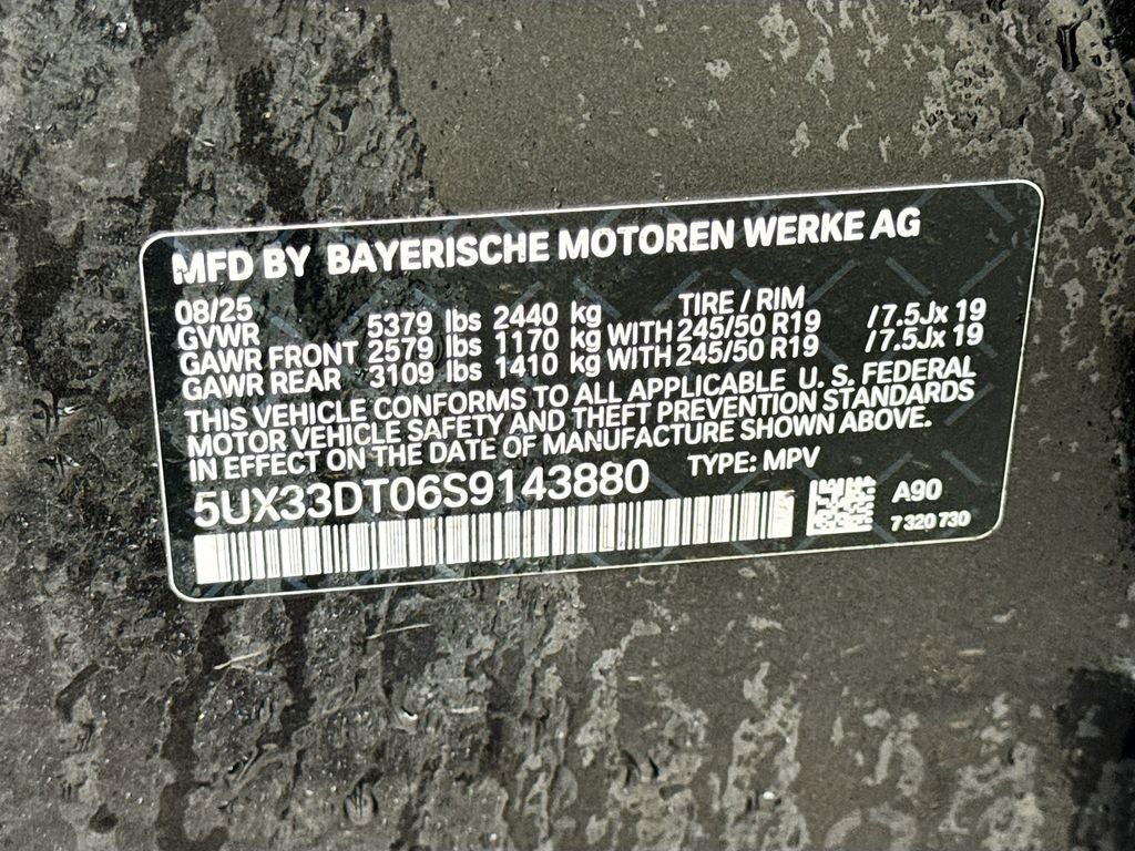 2025 BMW X4 xDrive30i