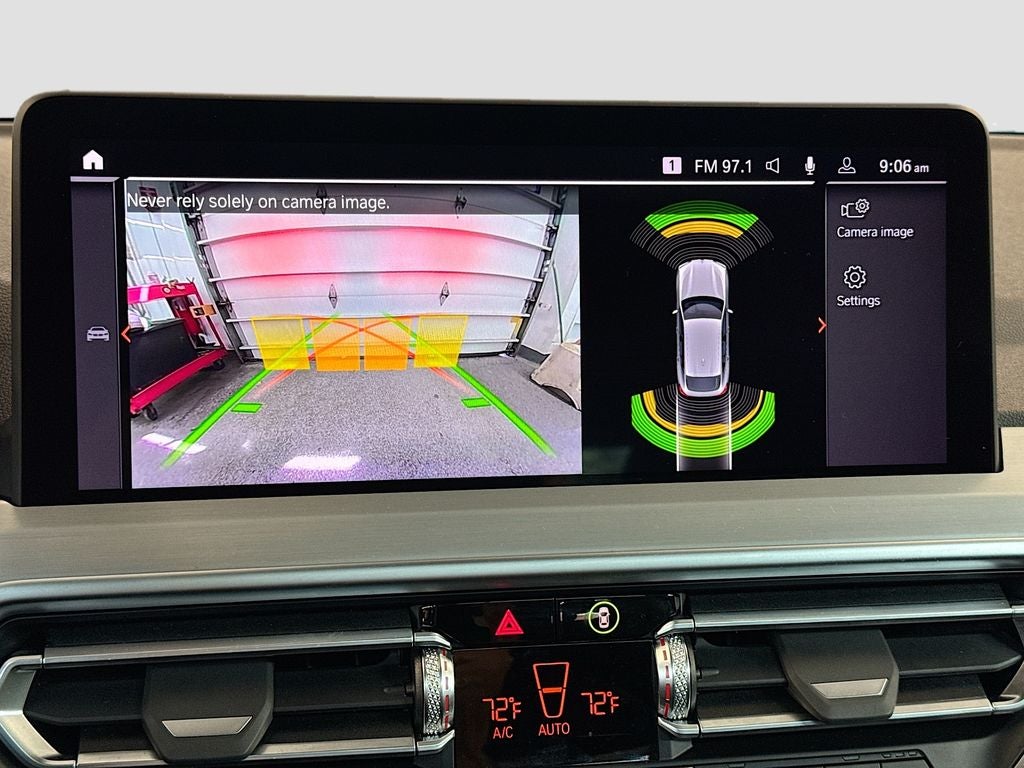 2025 BMW X4 xDrive30i