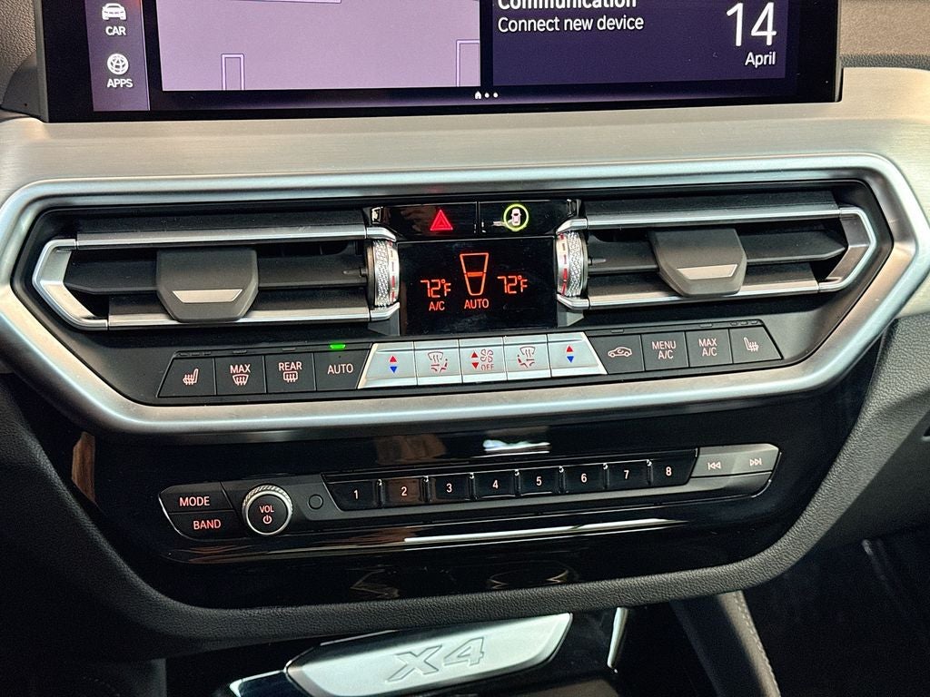2025 BMW X4 xDrive30i