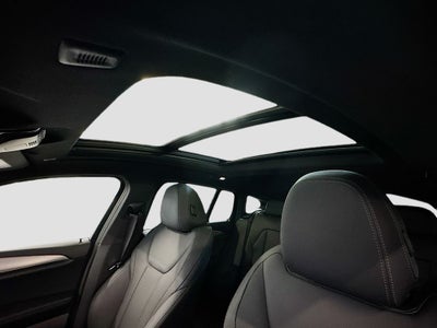 2025 BMW X4 xDrive30i