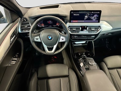 2025 BMW X4 xDrive30i