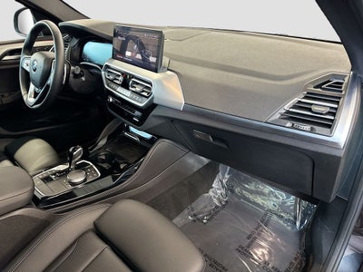 2025 BMW X4 xDrive30i