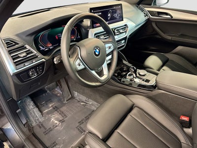 2025 BMW X4 xDrive30i