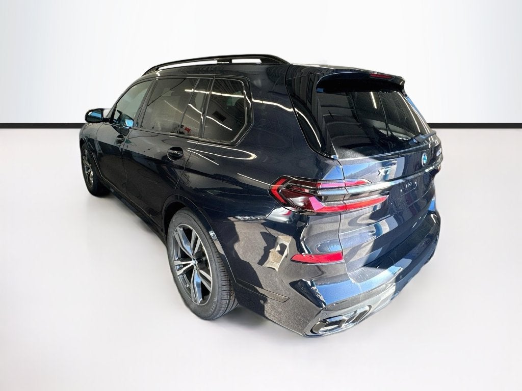 2027 BMW X7 M60i