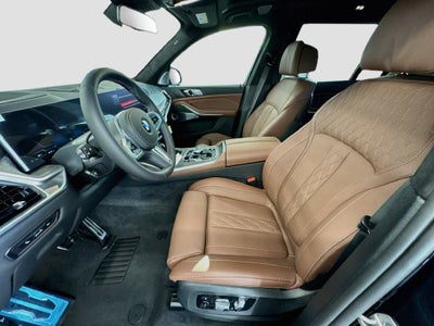 2027 BMW X7 M60i