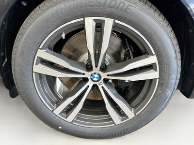 2027 BMW X7 M60i