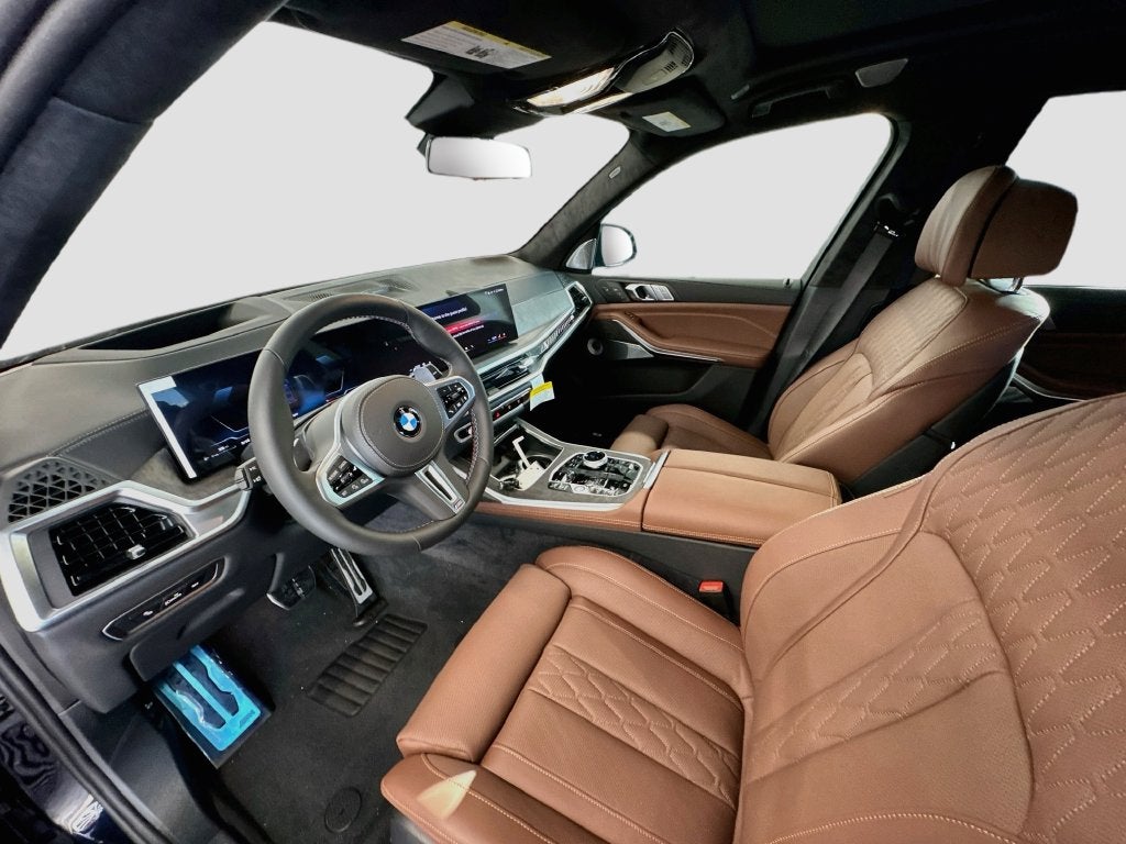 2027 BMW X7 M60i