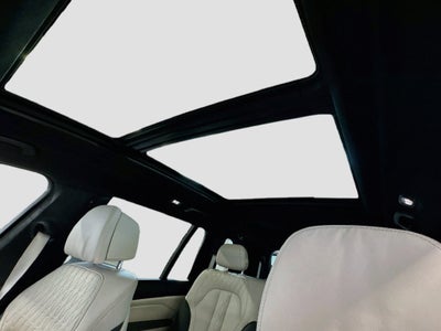 2024 BMW X7 M60i
