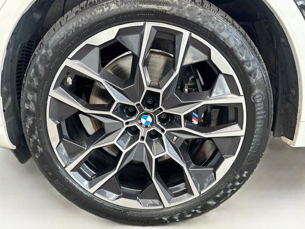 2024 BMW X7 M60i