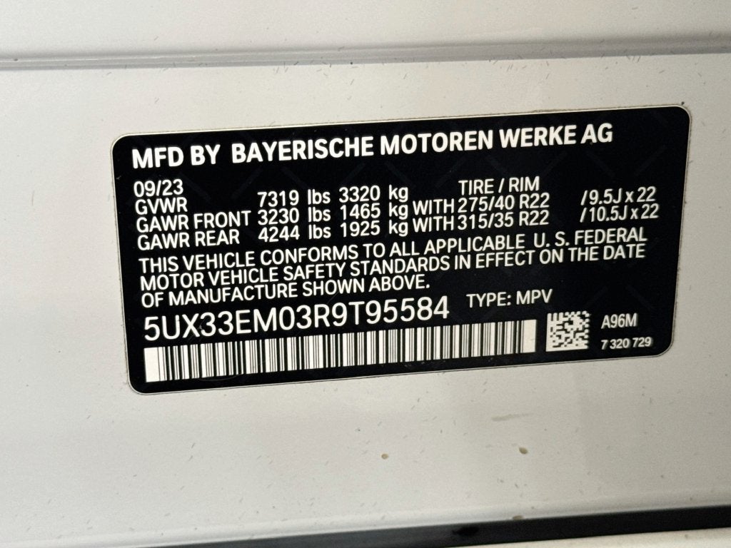 2024 BMW X7 M60i