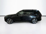 2027 BMW X7 M60i