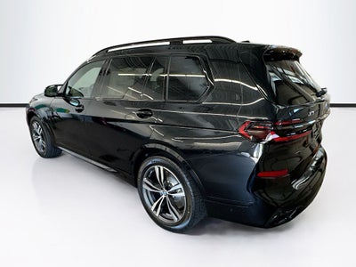 2027 BMW X7 M60i