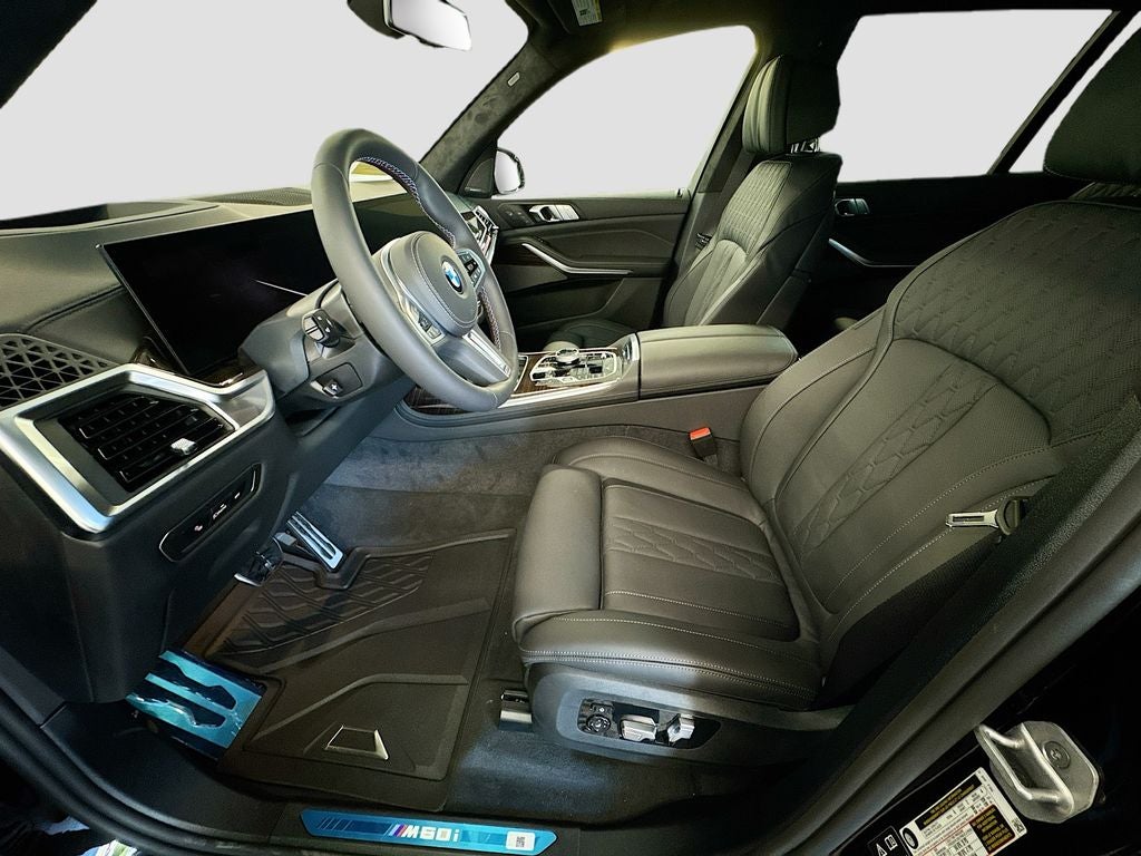 2027 BMW X7 M60i