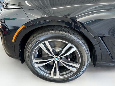 2027 BMW X7 M60i