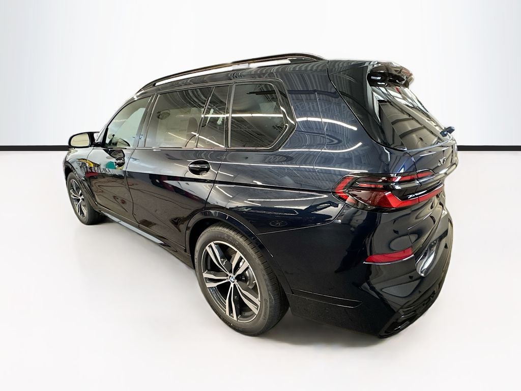 2027 BMW X7 M60i