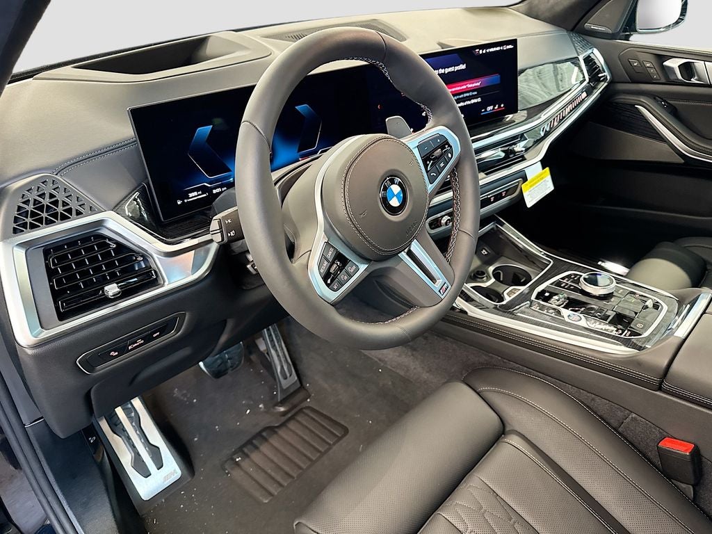 2027 BMW X7 M60i