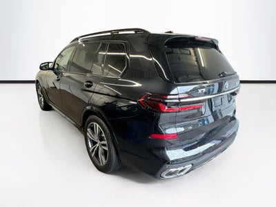 2027 BMW X7 M60i
