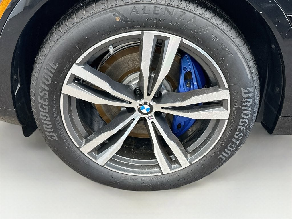 2027 BMW X7 M60i