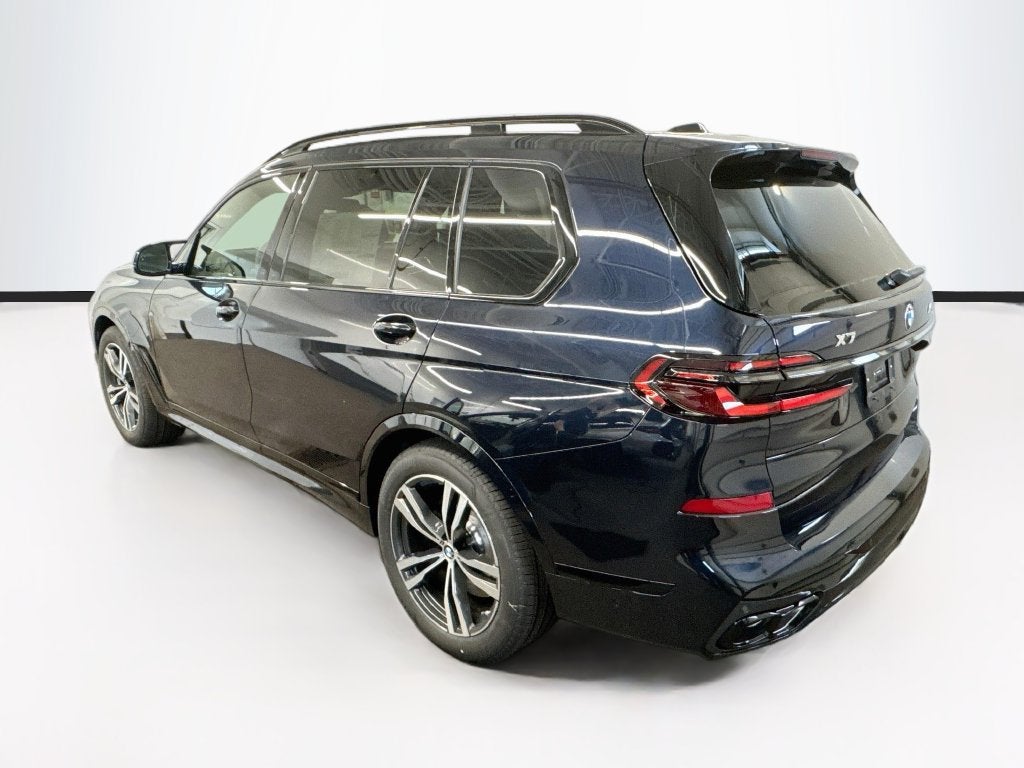 2027 BMW X7 M60i