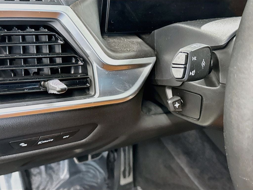2024 BMW X5 M60i