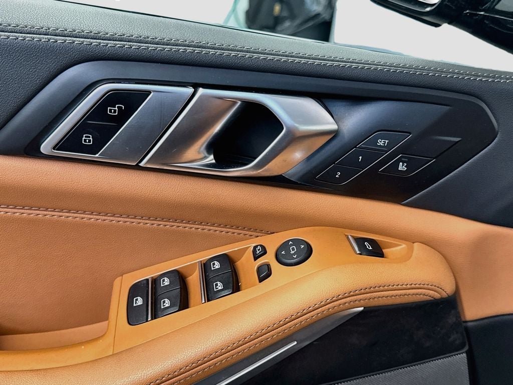 2024 BMW X5 M60i