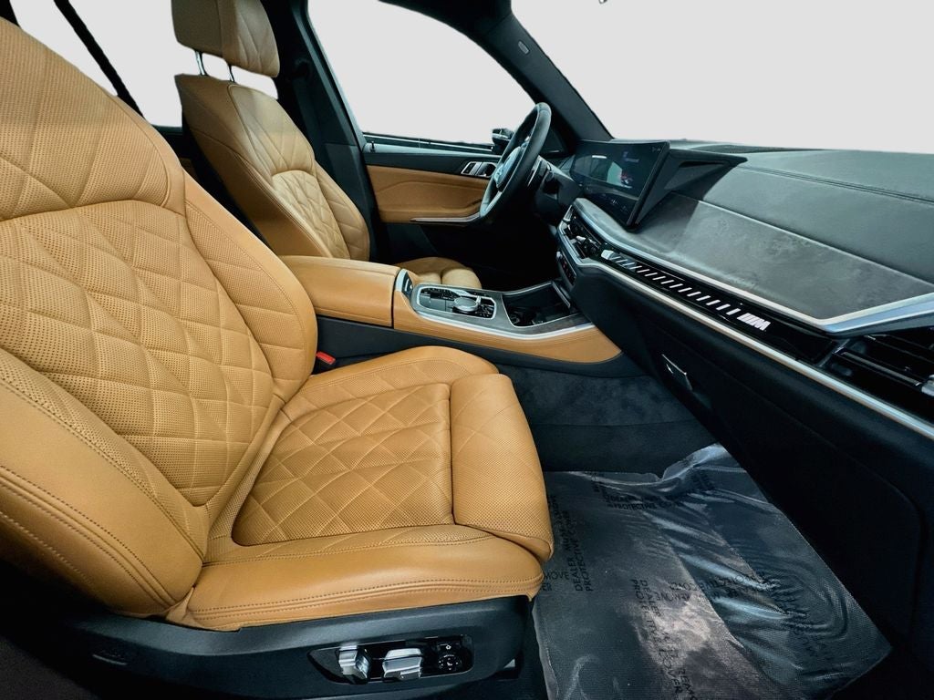 2024 BMW X5 M60i