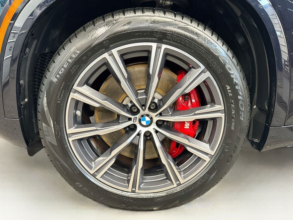 2024 BMW X5 M60i