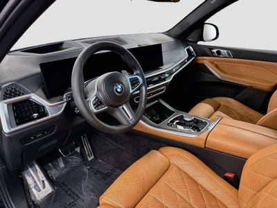 2024 BMW X5 M60i