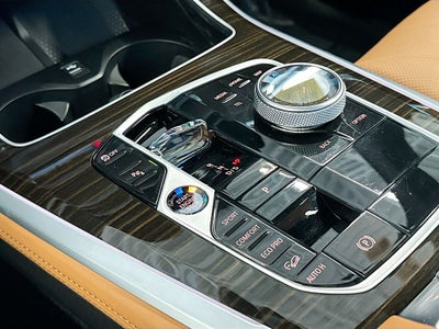 2024 BMW X5 M60i
