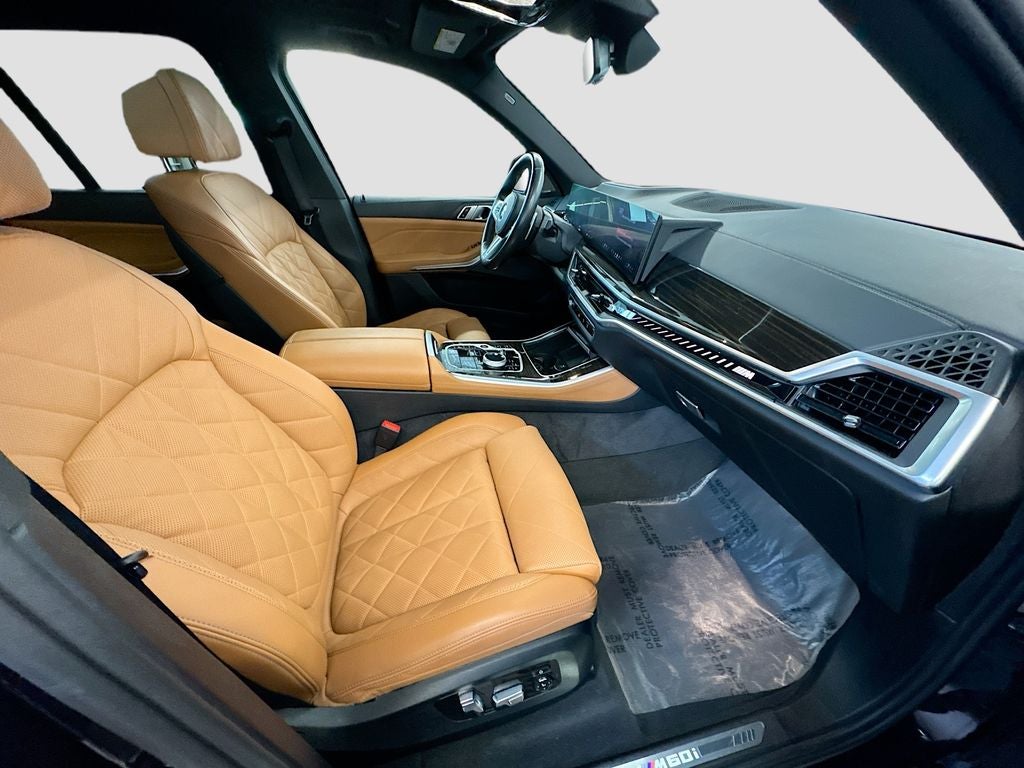 2024 BMW X5 M60i