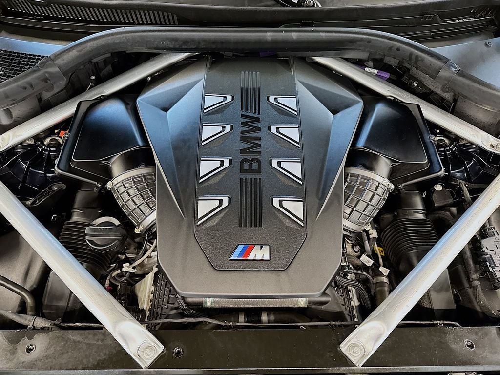 2024 BMW X5 M60i