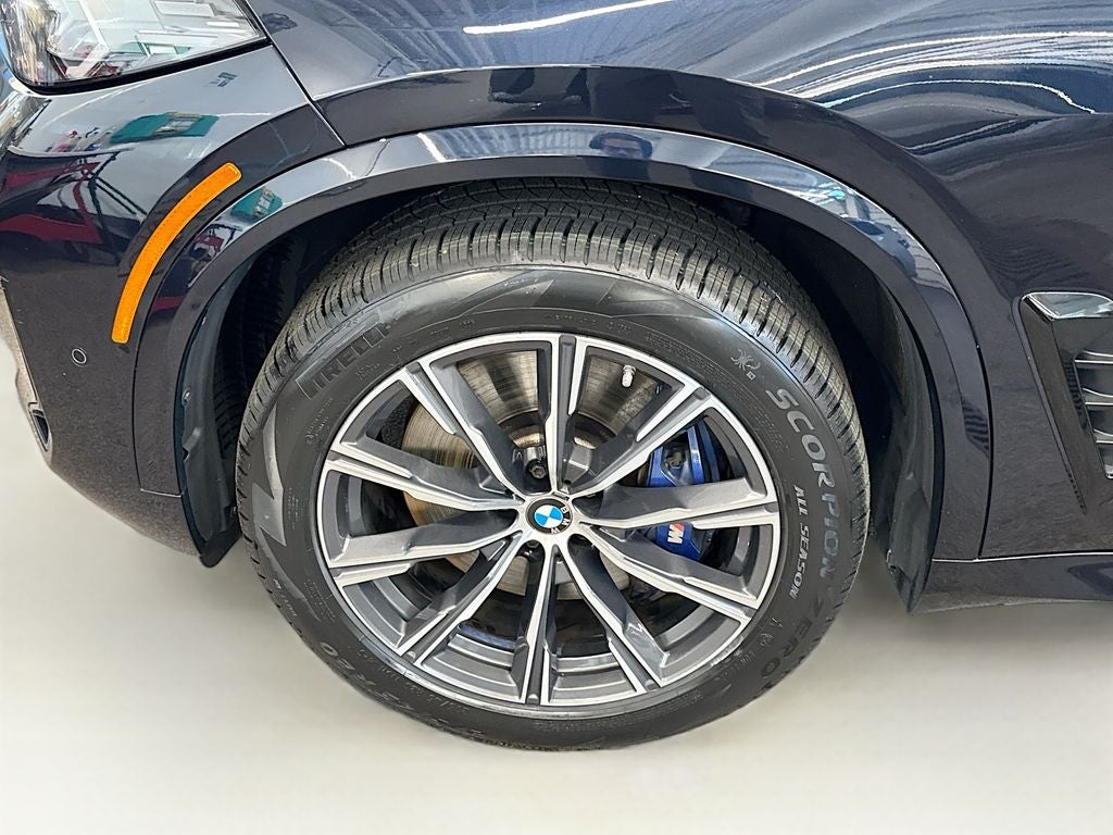 2024 BMW X5 M60i