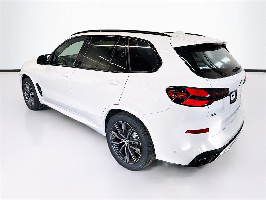 2026 BMW X5 M60i