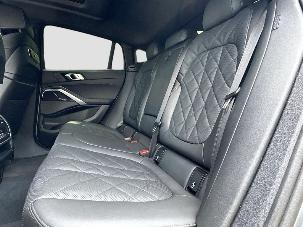 2024 BMW X6 xDrive40i