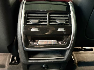 2025 BMW X6 xDrive40i