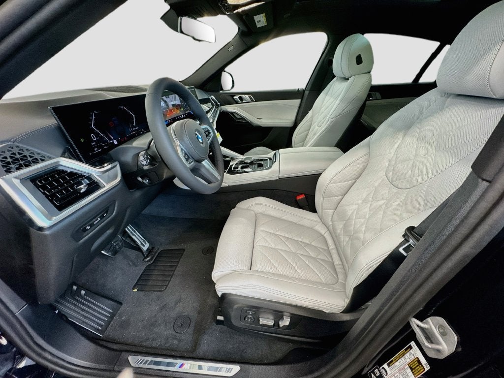 2027 BMW X6 Base