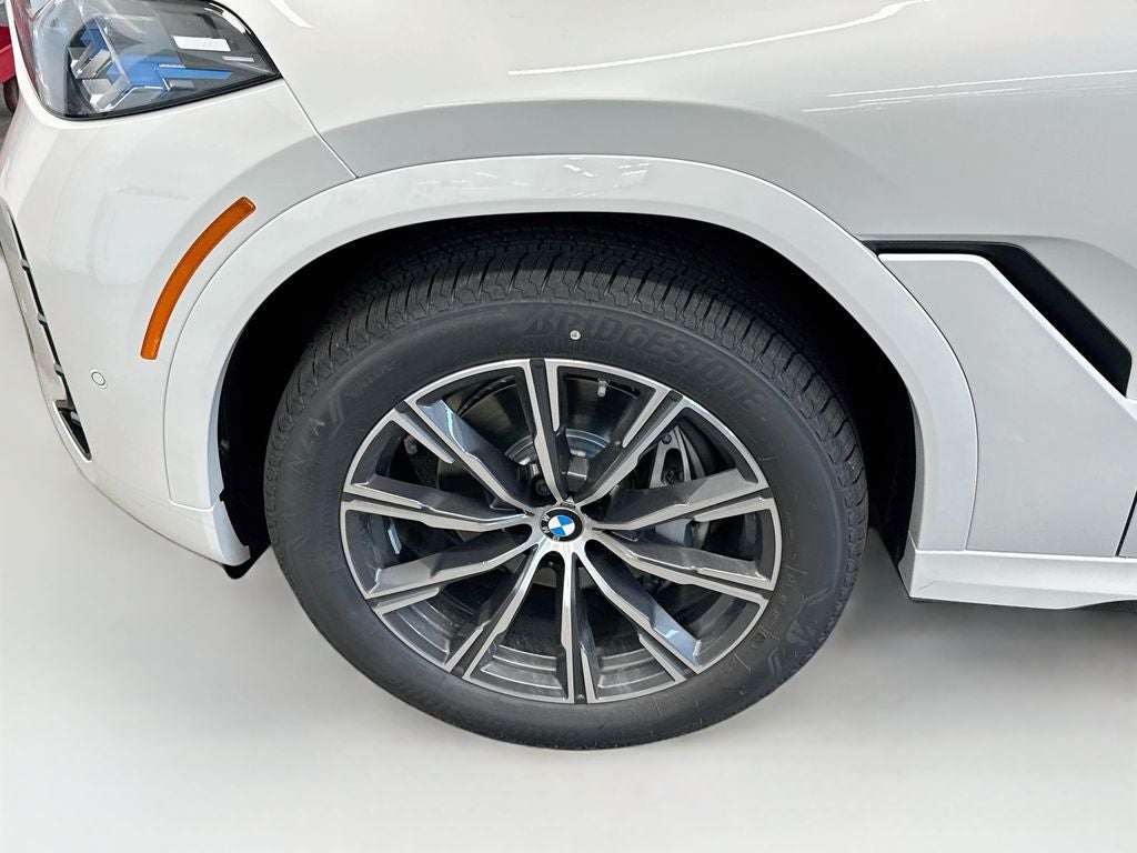 2027 BMW X6 xDrive40i