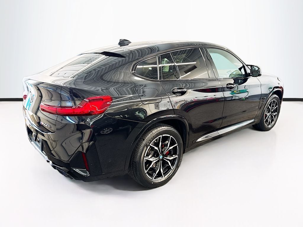 2023 BMW X4 M40i