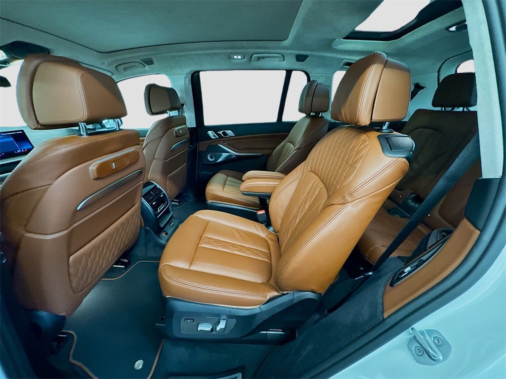 2026 BMW X7 ALPINA XB7