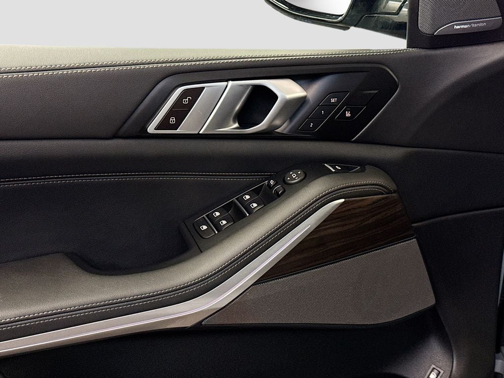 2024 BMW X5 xDrive50e