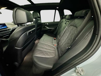 2024 BMW X5 xDrive50e