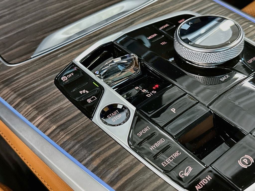 2024 BMW X5 xDrive50e