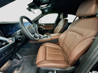 2025 BMW X6 M60i